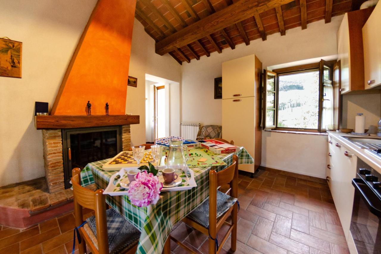 Podere Di Mero Casolare Buti Bagian luar foto